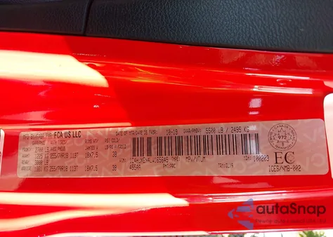 2020 Jeep Wrangler Unlimited Sahara Altitude z USA, uszkodzony, nr VIN 1C4HJXEN4LW165645